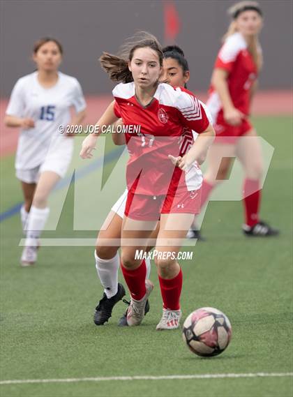 Thumbnail 2 in  Lee [Robert E.] vs Bowie (SAISD Tournament) photogallery.