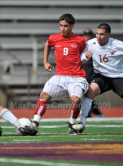Thumbnail 3 in Skyline vs. White (Loos Stadium) photogallery.