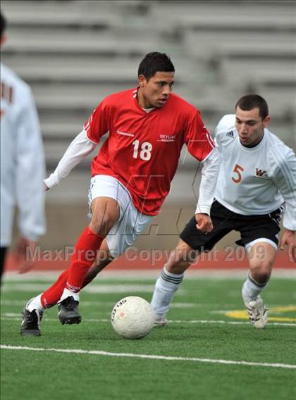 Thumbnail 2 in Skyline vs. White (Loos Stadium) photogallery.