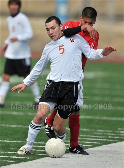 Thumbnail 3 in Skyline vs. White (Loos Stadium) photogallery.