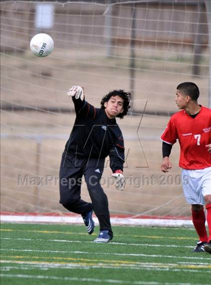 Thumbnail 1 in Skyline vs. White (Loos Stadium) photogallery.
