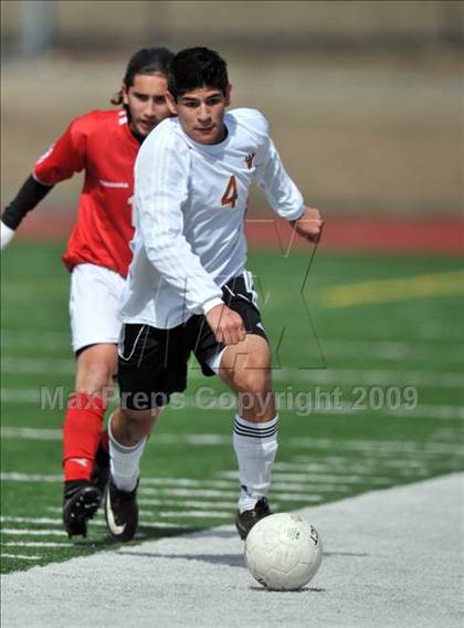 Thumbnail 1 in Skyline vs. White (Loos Stadium) photogallery.