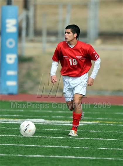 Thumbnail 2 in Skyline vs. White (Loos Stadium) photogallery.