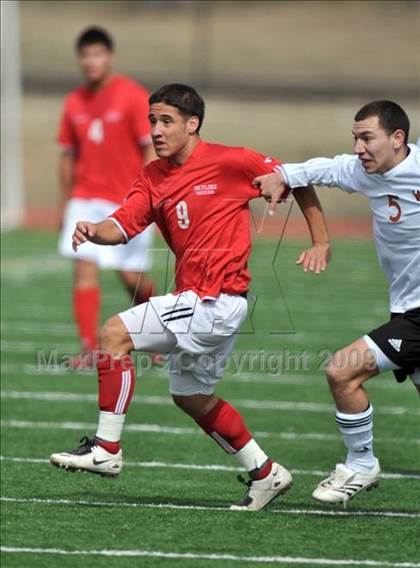 Thumbnail 1 in Skyline vs. White (Loos Stadium) photogallery.
