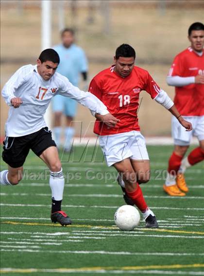 Thumbnail 1 in Skyline vs. White (Loos Stadium) photogallery.