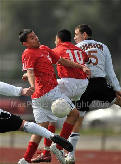 Thumbnail 2 in Skyline vs. White (Loos Stadium) photogallery.