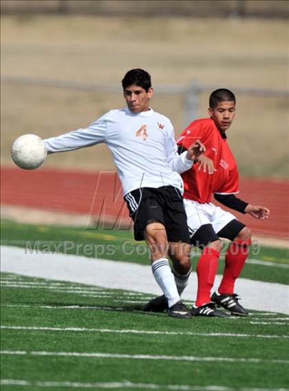 Thumbnail 1 in Skyline vs. White (Loos Stadium) photogallery.