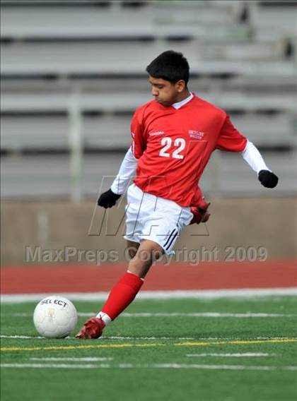 Thumbnail 1 in Skyline vs. White (Loos Stadium) photogallery.