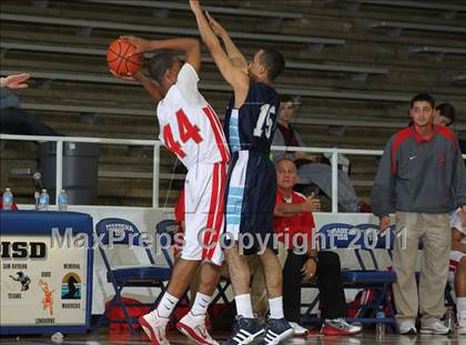 Thumbnail 2 in Judson vs. Alief Elsik (McDonald's Texas Invitational) photogallery.