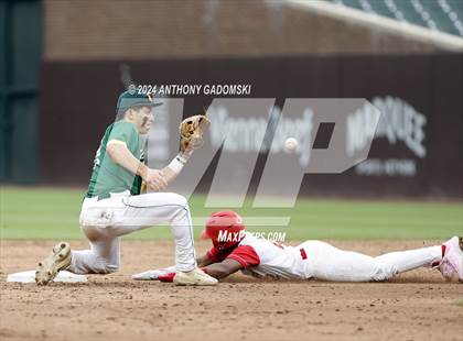 Thumbnail 3 in Lane Tech vs Kenwood (Chicago Public League Championship) photogallery.