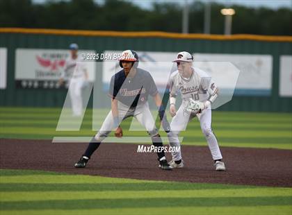 Thumbnail 1 in Whitehouse vs Wakeland (UIL 5A D2 Area) photogallery.
