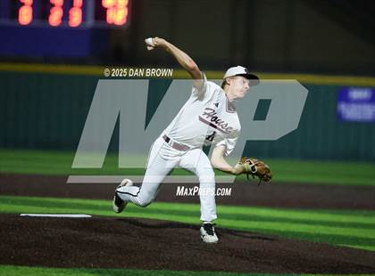 Thumbnail 3 in Whitehouse vs Wakeland (UIL 5A D2 Area) photogallery.