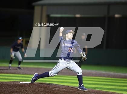 Thumbnail 2 in Whitehouse vs Wakeland (UIL 5A D2 Area) photogallery.