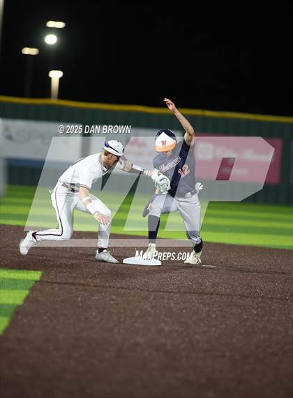 Thumbnail 3 in Whitehouse vs Wakeland (UIL 5A D2 Area) photogallery.