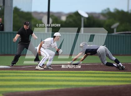 Thumbnail 3 in Whitehouse vs Wakeland (UIL 5A D2 Area) photogallery.