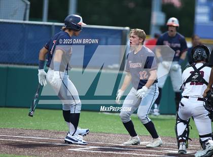 Thumbnail 2 in Whitehouse vs Wakeland (UIL 5A D2 Area) photogallery.
