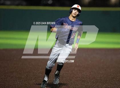 Thumbnail 2 in Whitehouse vs Wakeland (UIL 5A D2 Area) photogallery.