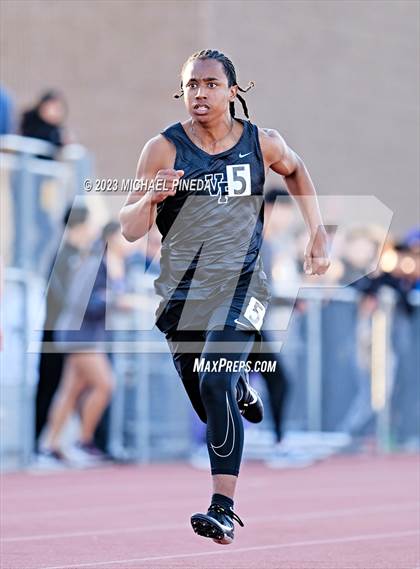 Thumbnail 1 in Esperanza vs. Portola vs. Villa Park (Tri Meet) photogallery.