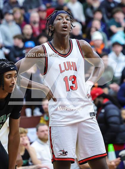 Thumbnail 2 in Long Island Lutheran vs. AZ Compass Prep (Army National Guard Hoophall Classic) photogallery.
