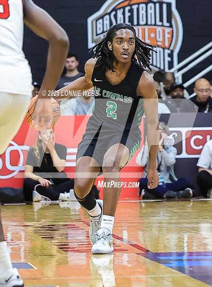 Thumbnail 2 in Long Island Lutheran vs. AZ Compass Prep (Army National Guard Hoophall Classic) photogallery.
