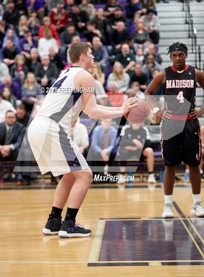 Thumbnail 1 in Madison vs. Battlefield (VHSL 6D Regional Final) photogallery.
