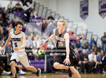Thumbnail 2 in Madison vs. Battlefield (VHSL 6D Regional Final) photogallery.