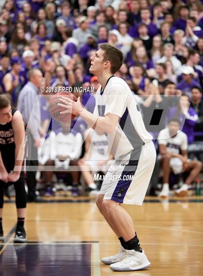 Thumbnail 1 in Madison vs. Battlefield (VHSL 6D Regional Final) photogallery.