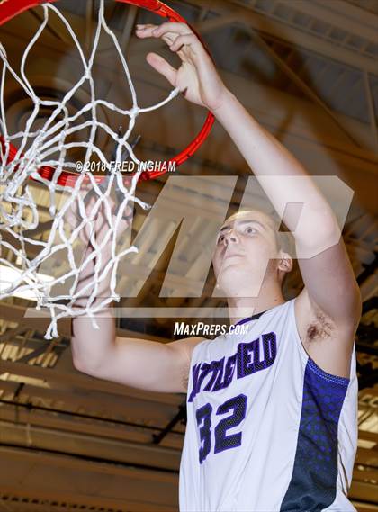 Thumbnail 2 in Madison vs. Battlefield (VHSL 6D Regional Final) photogallery.