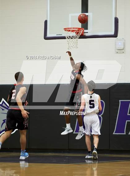 Thumbnail 1 in Madison vs. Battlefield (VHSL 6D Regional Final) photogallery.