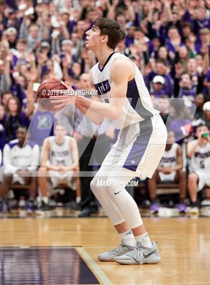 Thumbnail 2 in Madison vs. Battlefield (VHSL 6D Regional Final) photogallery.