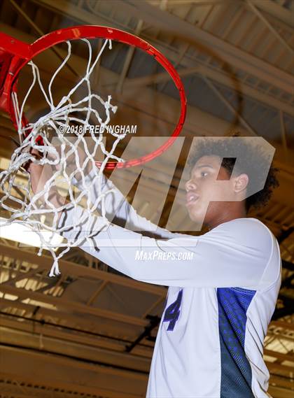 Thumbnail 1 in Madison vs. Battlefield (VHSL 6D Regional Final) photogallery.