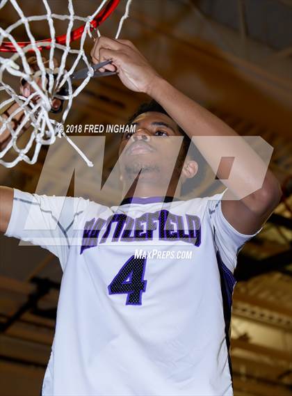 Thumbnail 2 in Madison vs. Battlefield (VHSL 6D Regional Final) photogallery.