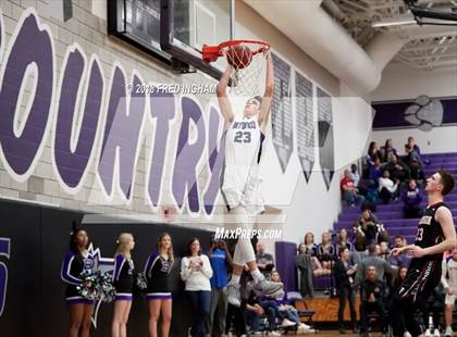 Thumbnail 3 in Madison vs. Battlefield (VHSL 6D Regional Final) photogallery.