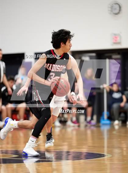 Thumbnail 3 in Madison vs. Battlefield (VHSL 6D Regional Final) photogallery.
