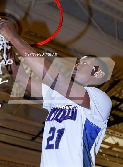 Thumbnail 3 in Madison vs. Battlefield (VHSL 6D Regional Final) photogallery.