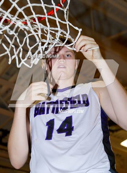 Thumbnail 3 in Madison vs. Battlefield (VHSL 6D Regional Final) photogallery.
