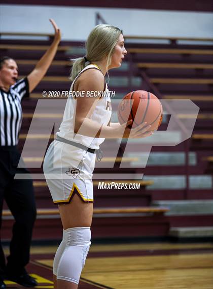 Thumbnail 1 in Lindsay @ Collinsville photogallery.