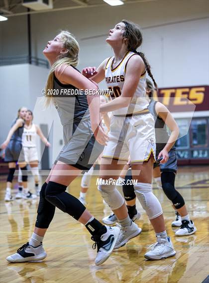 Thumbnail 2 in Lindsay @ Collinsville photogallery.