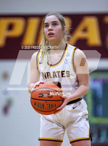 Thumbnail 1 in Lindsay @ Collinsville photogallery.