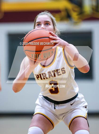 Thumbnail 3 in Lindsay @ Collinsville photogallery.