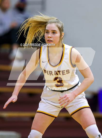 Thumbnail 3 in Lindsay @ Collinsville photogallery.