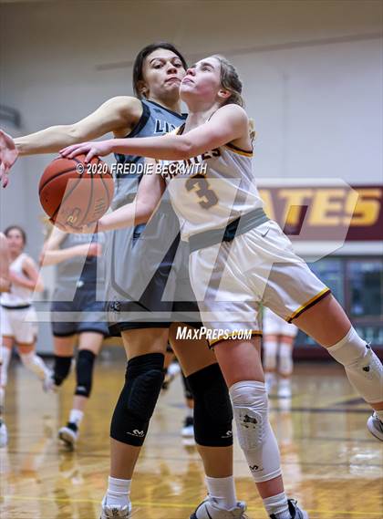 Thumbnail 2 in Lindsay @ Collinsville photogallery.