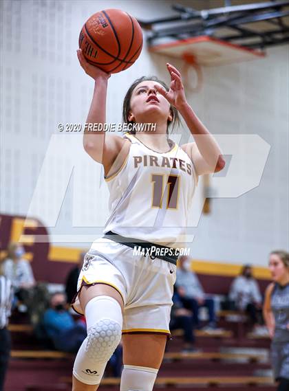 Thumbnail 1 in Lindsay @ Collinsville photogallery.