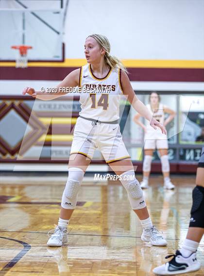 Thumbnail 1 in Lindsay @ Collinsville photogallery.