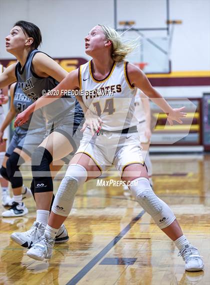 Thumbnail 3 in Lindsay @ Collinsville photogallery.