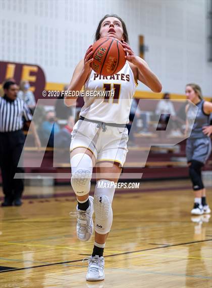 Thumbnail 3 in Lindsay @ Collinsville photogallery.
