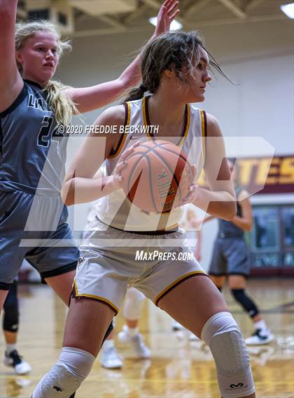Thumbnail 1 in Lindsay @ Collinsville photogallery.