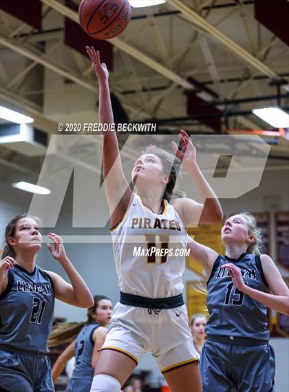 Thumbnail 3 in Lindsay @ Collinsville photogallery.