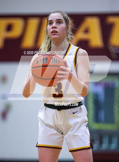 Thumbnail 2 in Lindsay @ Collinsville photogallery.