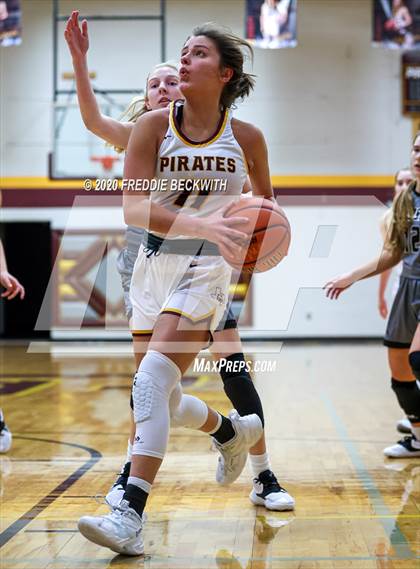 Thumbnail 3 in Lindsay @ Collinsville photogallery.